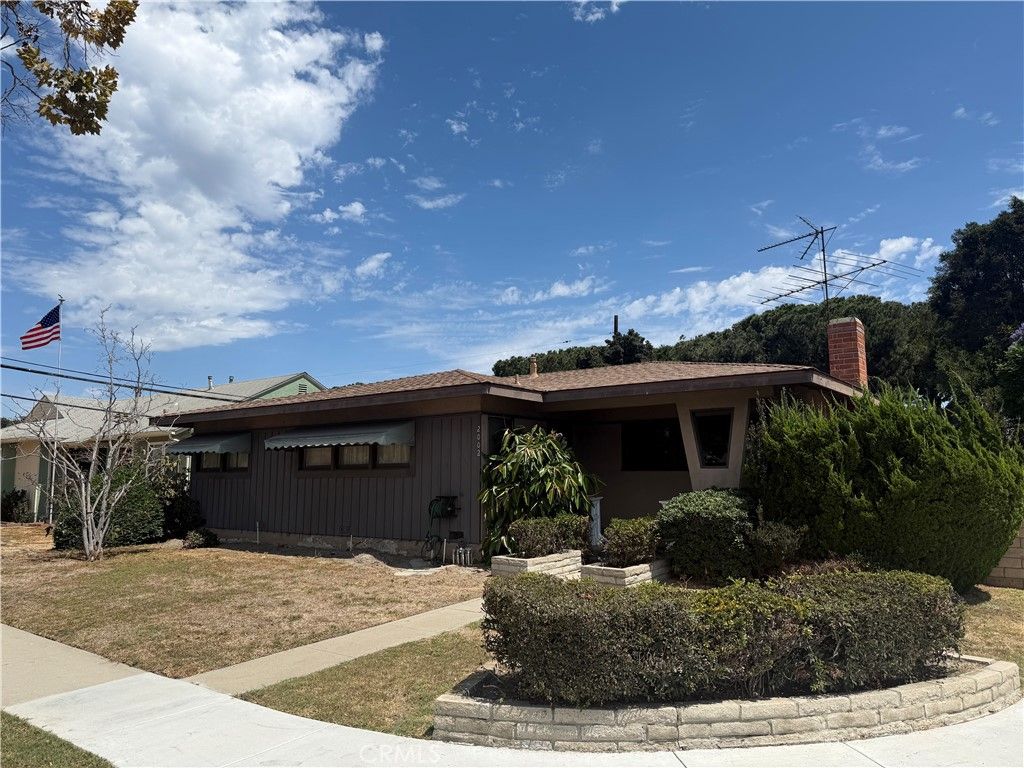 2002 N Studebaker, Long Beach, CA 90815 — exterior