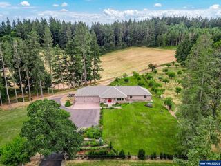 8685 Parrish Gap Rd SE, Turner, OR 97392