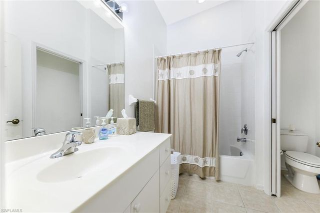 2400 Bayou LN 7506, Naples, FL 34112