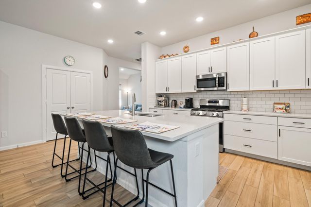 1313 Lakeside Creek Road, Magnolia, TX 77354