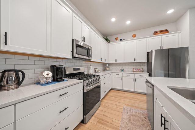 1313 Lakeside Creek Road, Magnolia, TX 77354