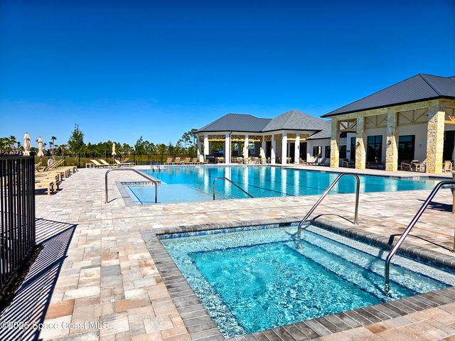 2322 Antarus Drive NW, Palm Bay, FL 32907