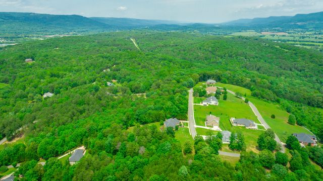 27 Skyhigh Drive, Dunlap, TN 37327