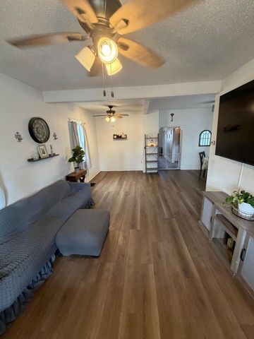 308 W Douglas Avenue, Fergus Falls, MN 56537