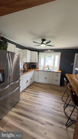 126 GEHRIG AVE, Gloucester City, NJ 08030