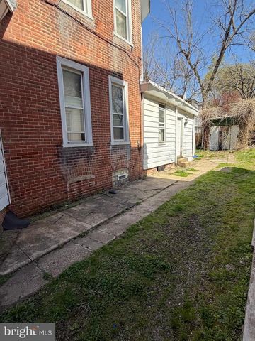 1007 ARROTT ST, Philadelphia, PA 19124