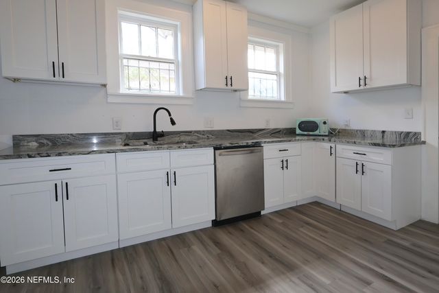 2648 ERNEST Street, Jacksonville, FL 32204