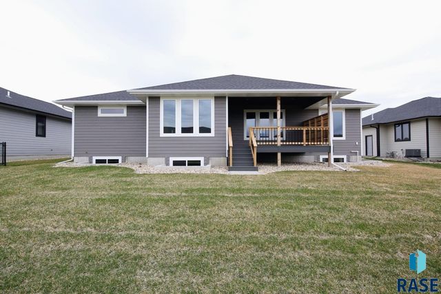 520 Quartzite Ave Avenue, Tea, SD 57064