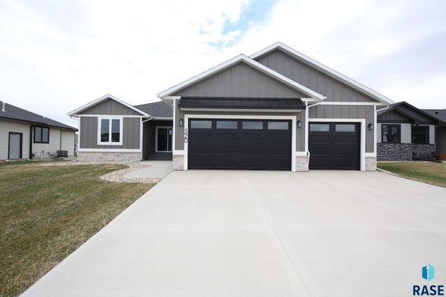 520 Quartzite Ave Avenue, Tea, SD 57064