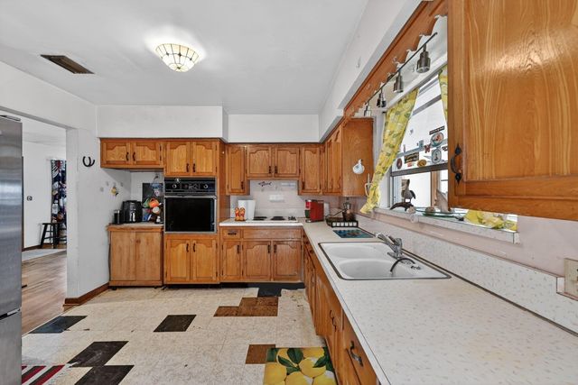 812 SW 14th Court, Fort Lauderdale, FL 33315