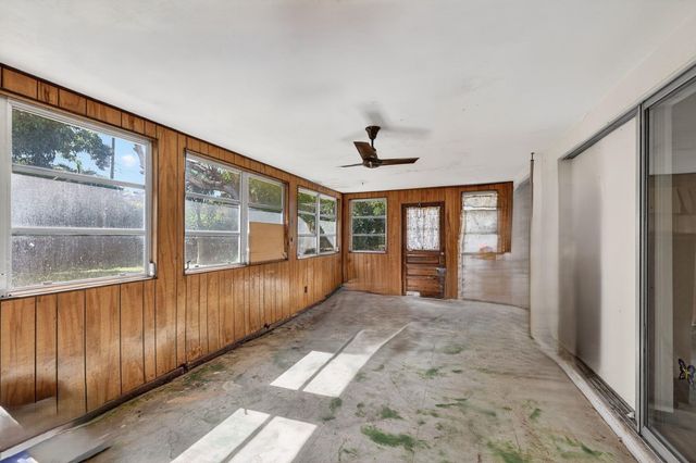 812 SW 14th Court, Fort Lauderdale, FL 33315