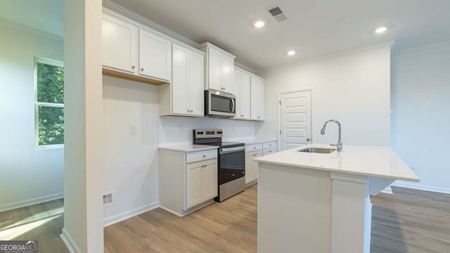 1300 Lakota Place, Atlanta, GA 30315