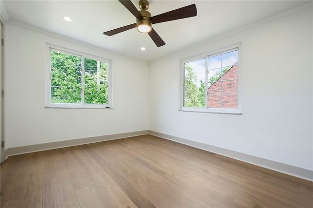 6835 Penham Place, Point Breeze, PA 15208