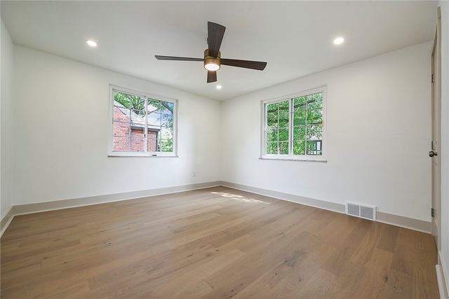6835 Penham Place, Point Breeze, PA 15208