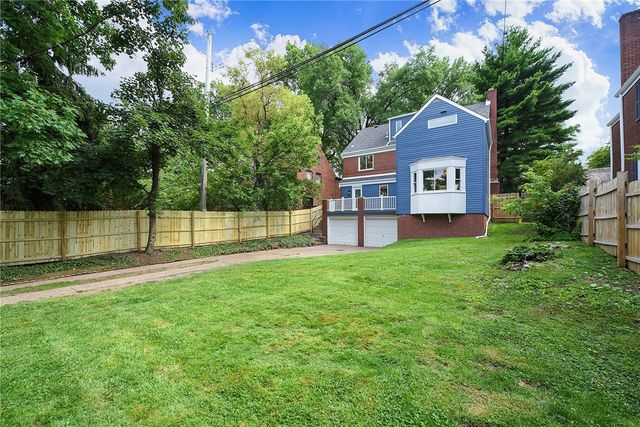 6835 Penham Place, Point Breeze, PA 15208