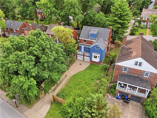 6835 Penham Place, Point Breeze, PA 15208