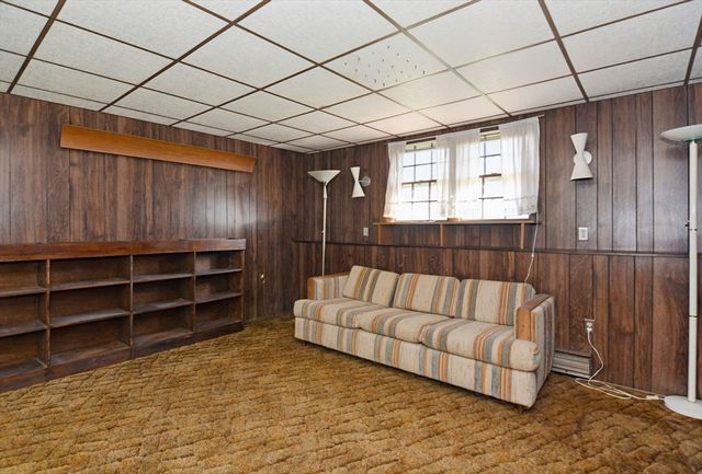 37 Cresthaven Drive, Burlington, MA 01803