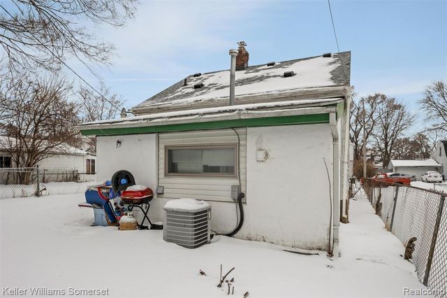 13425 Georgiana Avenue, Warren, MI 48089