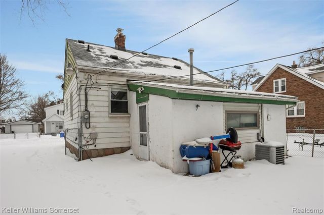 13425 Georgiana Avenue, Warren, MI 48089