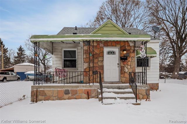 13425 Georgiana Avenue, Warren, MI 48089