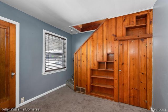 13425 Georgiana Avenue, Warren, MI 48089