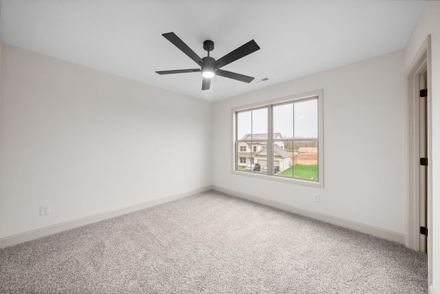 1483 Dewberry Rd, Clarksville, TN 37042