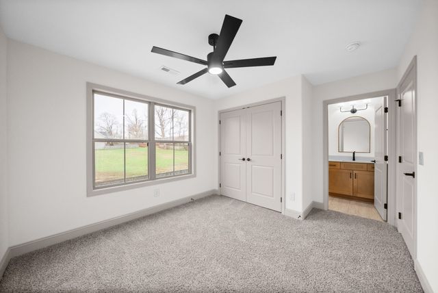 1483 Dewberry Rd, Clarksville, TN 37042