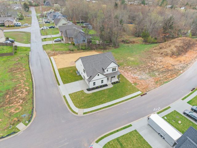 1483 Dewberry Rd, Clarksville, TN 37042