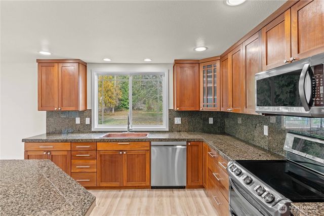 19916 119th Avenue Ct E, Graham, WA 98338