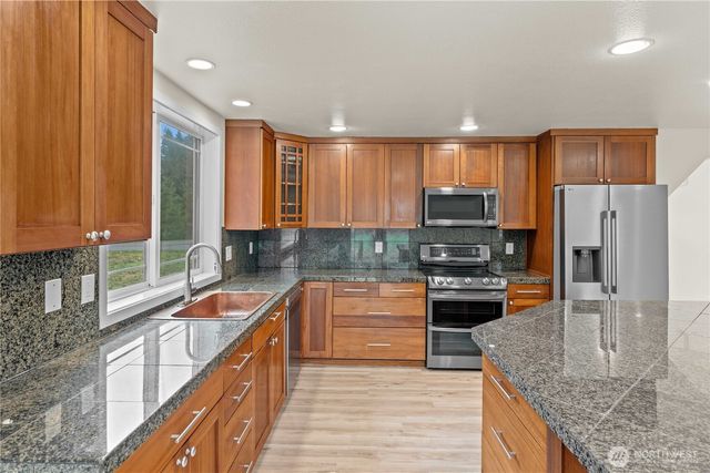 19916 119th Avenue Ct E, Graham, WA 98338