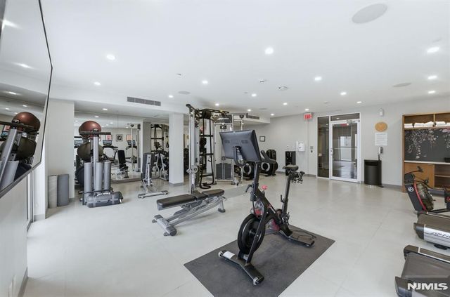 37 Orange Road 206, Montclair, NJ 07042