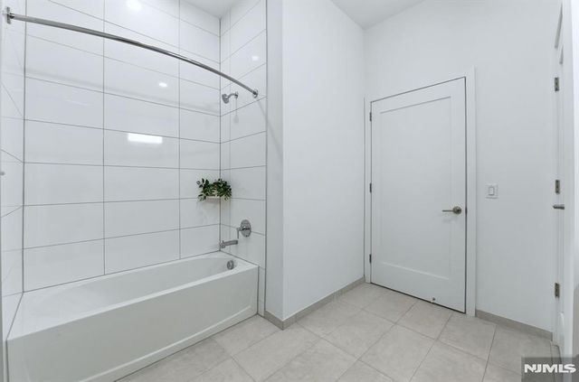 37 Orange Road 206, Montclair, NJ 07042