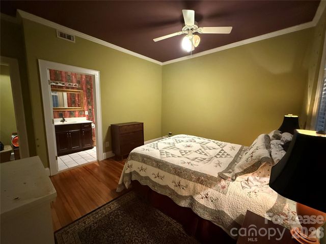 2501 Roswell Avenue 102, Charlotte, NC 28209