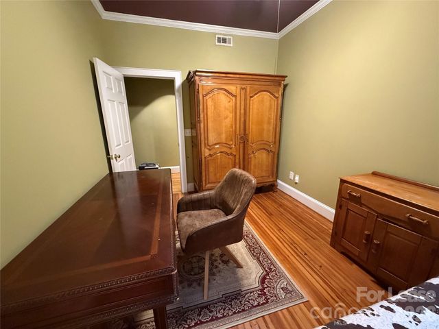 2501 Roswell Avenue 102, Charlotte, NC 28209