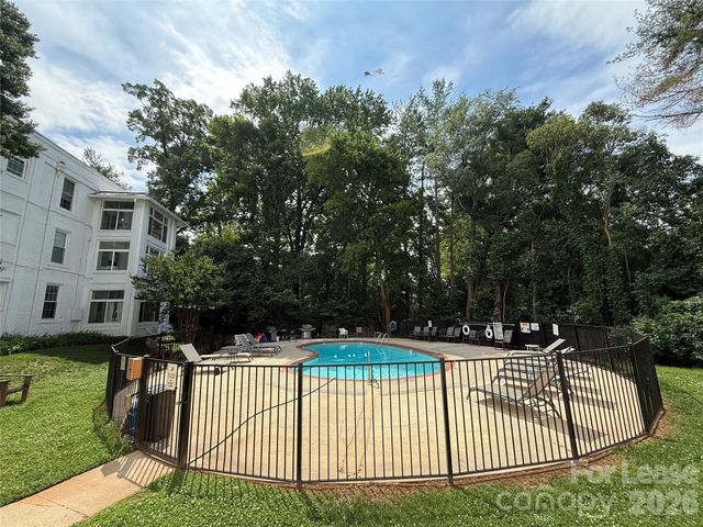 2501 Roswell Avenue 102, Charlotte, NC 28209