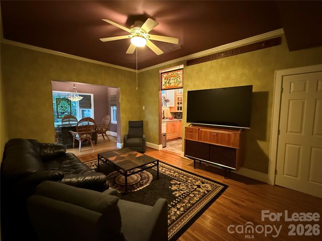 2501 Roswell Avenue 102, Charlotte, NC 28209