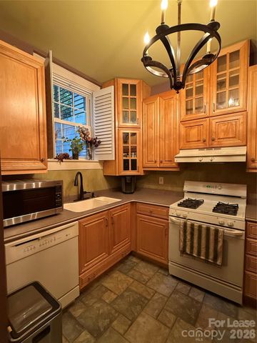 2501 Roswell Avenue 102, Charlotte, NC 28209