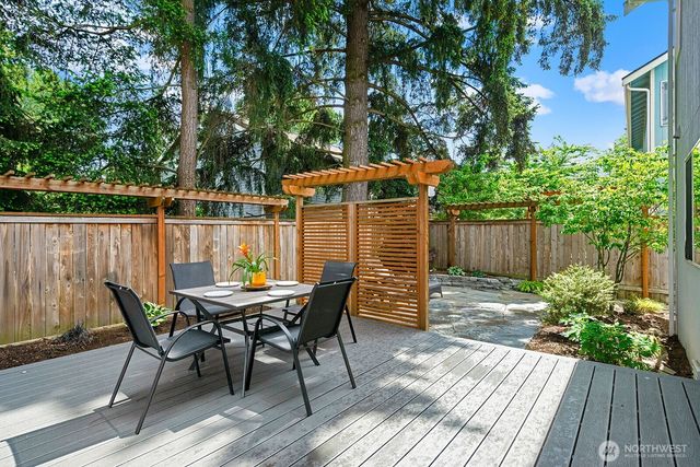 1706 NE 27th Place, Renton, WA 98056