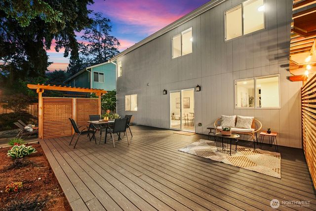 1706 NE 27th Place, Renton, WA 98056
