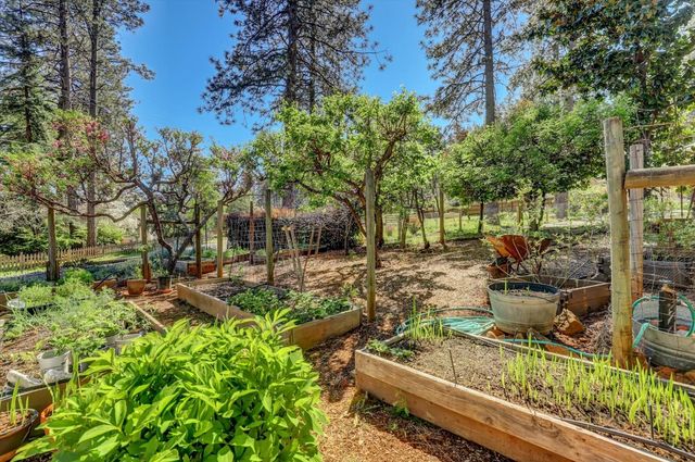17682 Alexandra Way, Grass Valley, CA 95949