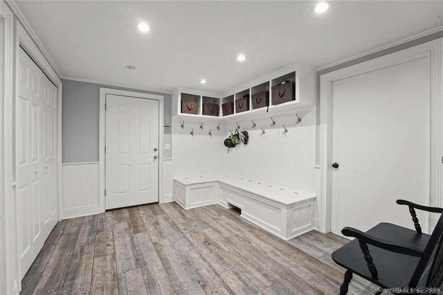 5 Holly Place, Wilton, CT 06897