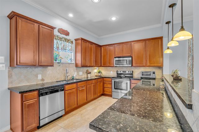 2719 Windy Thicket Lane, Houston, TX 77082