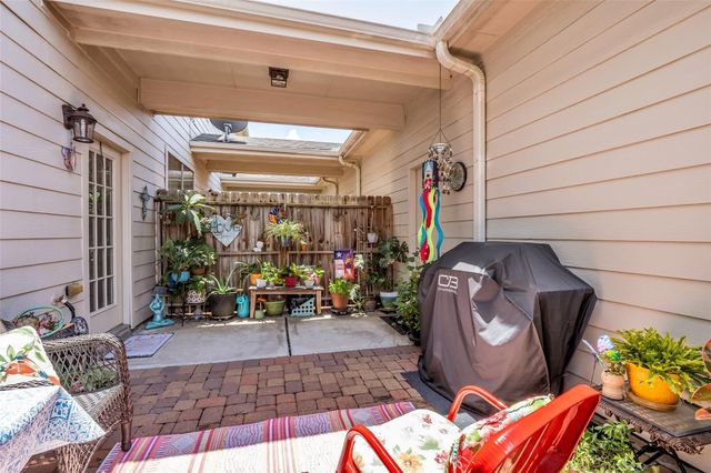 2719 Windy Thicket Lane, Houston, TX 77082