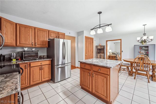 9945 Ginger Hill Road, New Middletown, OH 44442