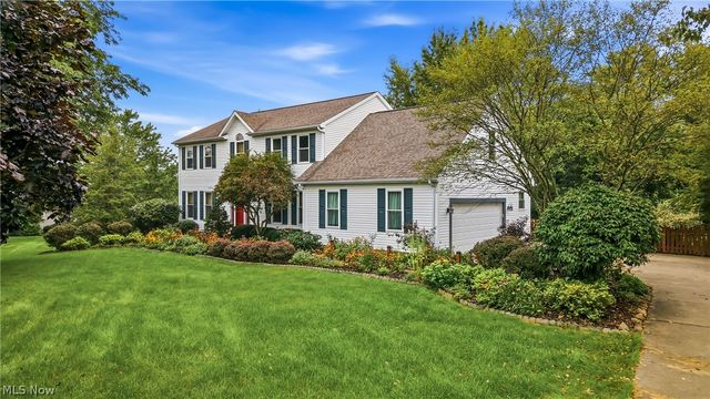 9945 Ginger Hill Road, New Middletown, OH 44442