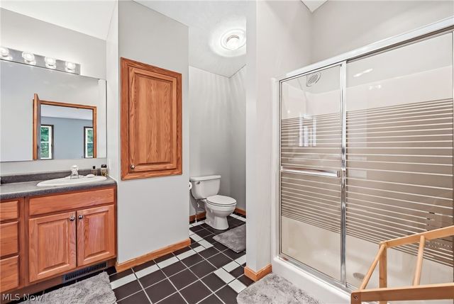9945 Ginger Hill Road, New Middletown, OH 44442