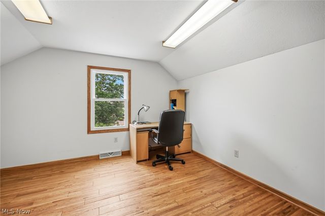 9945 Ginger Hill Road, New Middletown, OH 44442