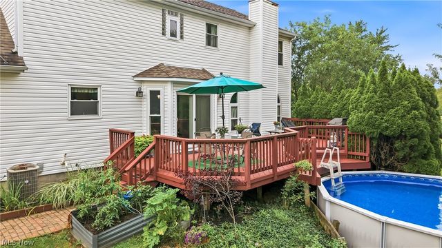 9945 Ginger Hill Road, New Middletown, OH 44442