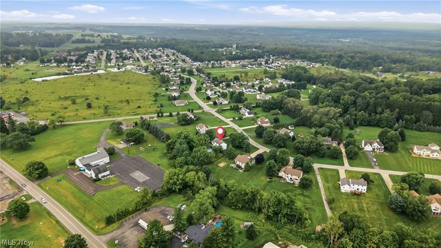 9945 Ginger Hill Road, New Middletown, OH 44442