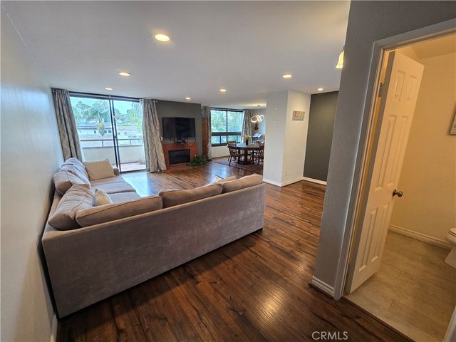 8828 Pershing 121, Playa Del Rey, CA 90293